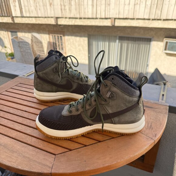 Nike Air Lunar Force 1 Duckboot Sneakers Sz 10 Mens Olive Green/Black/Gum Sole